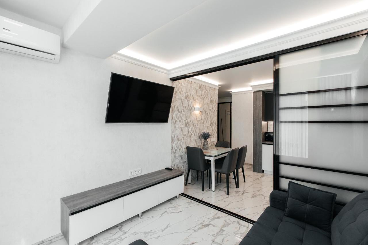 Luxury Apartment Chisinau Exterior photo